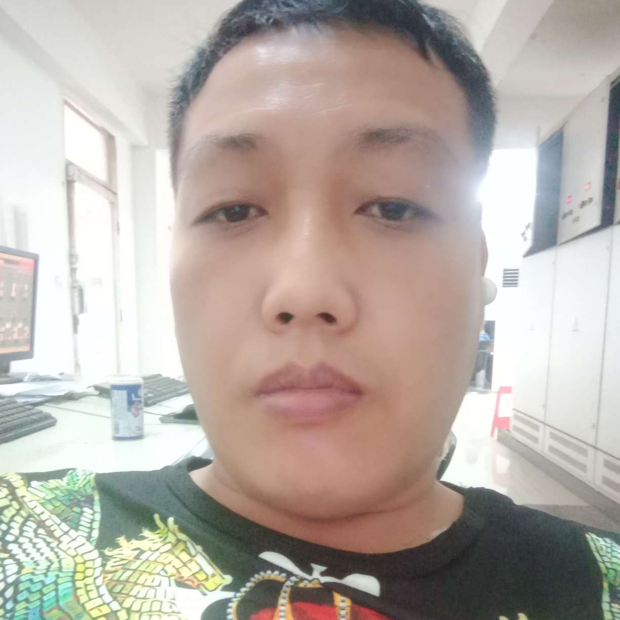 哈密瓜那迷茫的照片
