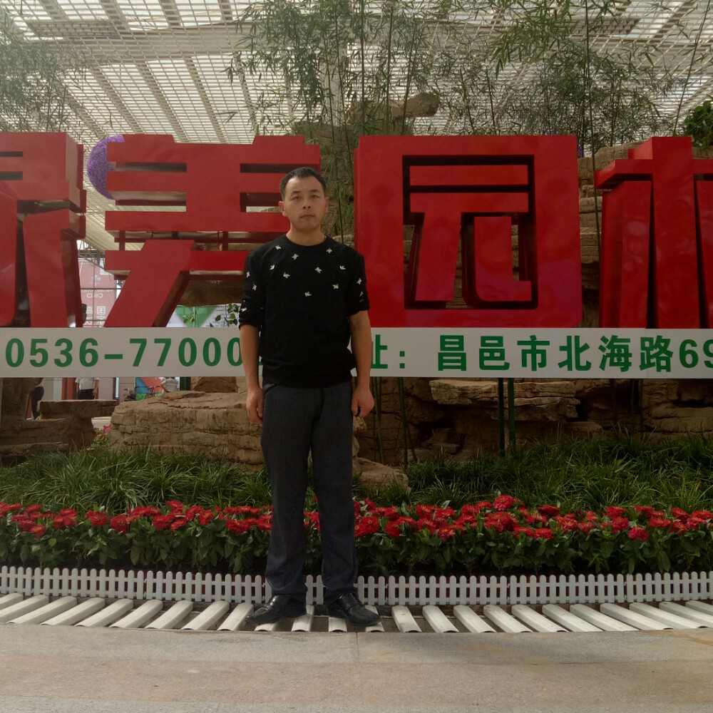 野味小生的照片