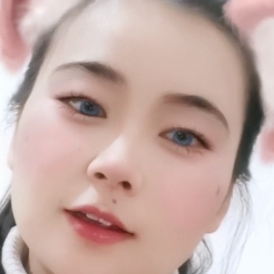 大方回首金鱼的照片