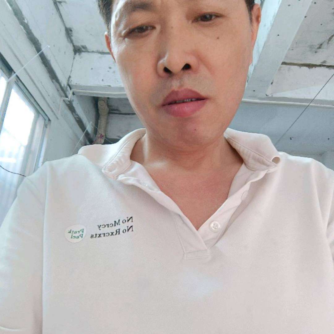 丁德军的照片