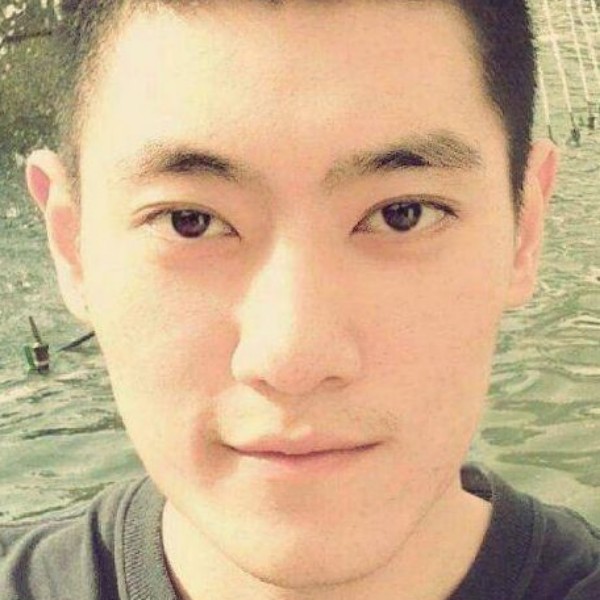 无辜过客的照片