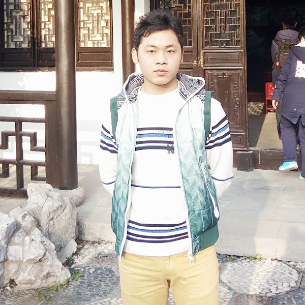 一个人的小丸子的照片