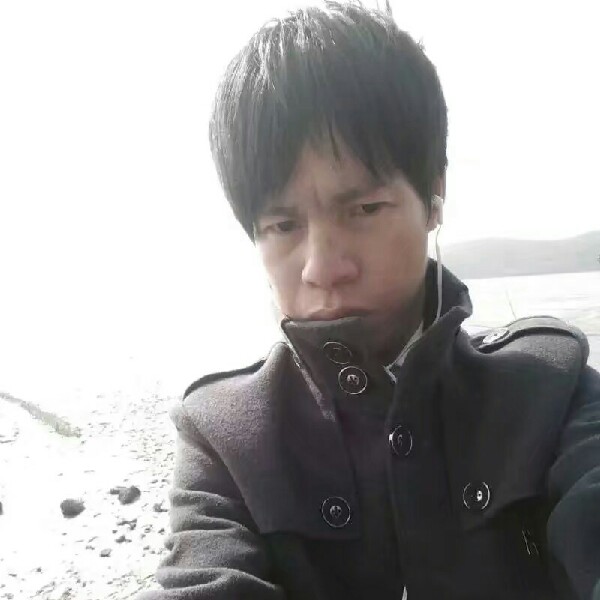小飞雪的照片