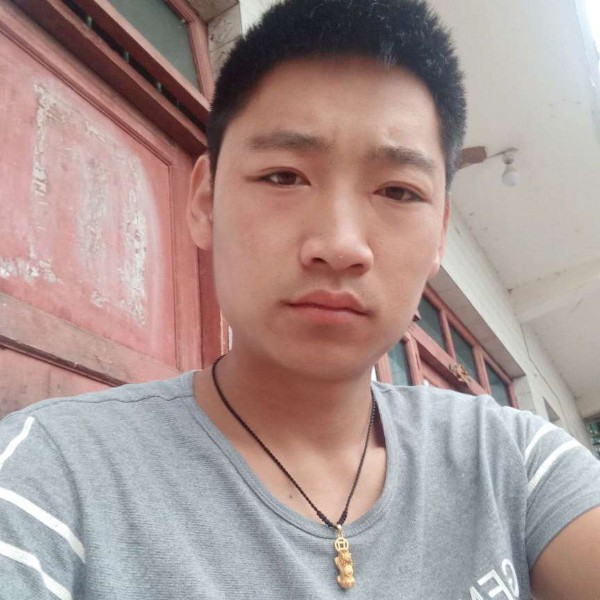 李泰银的照片