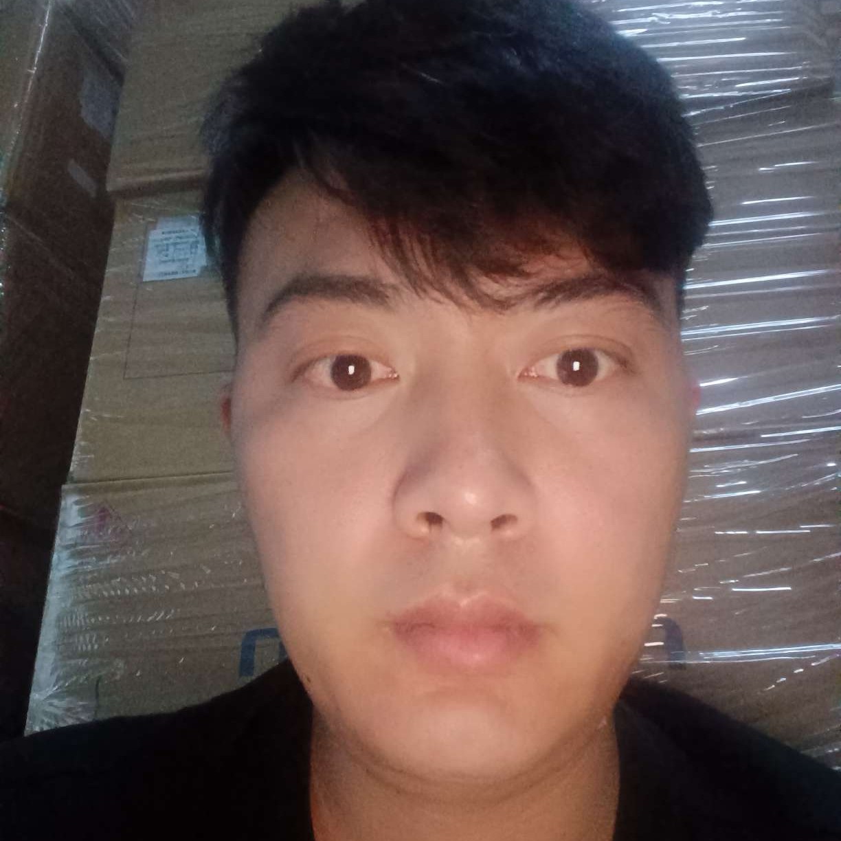 黑裤就务实的照片