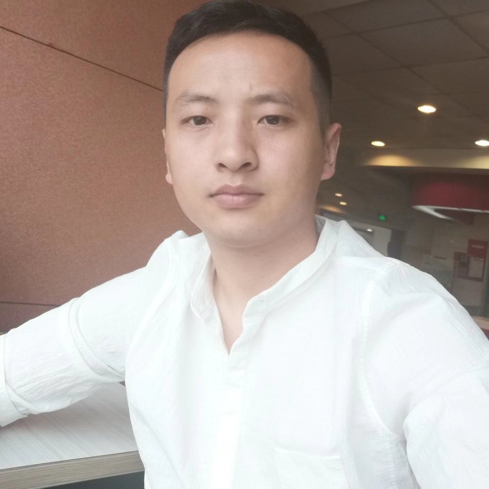 阿 里的照片