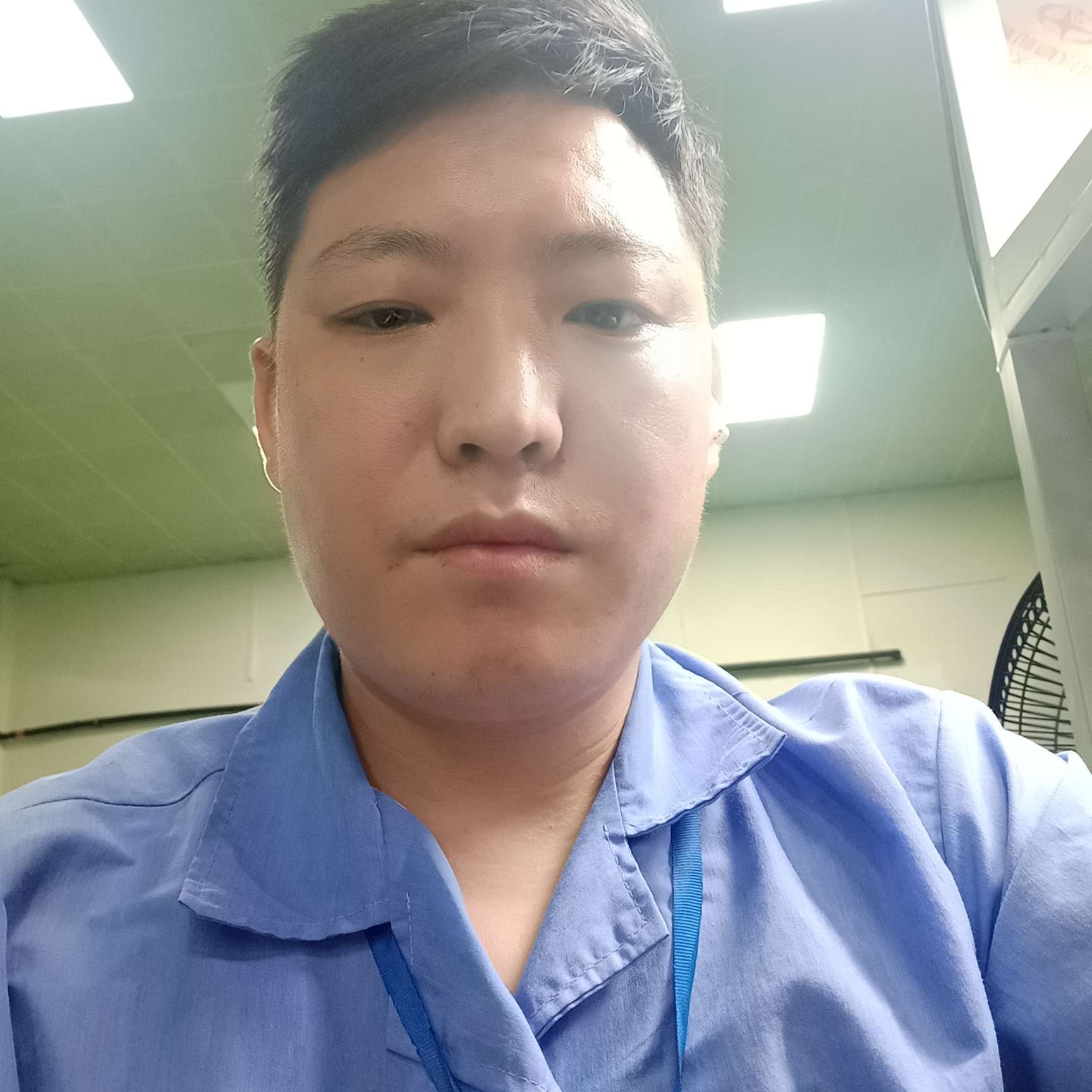 活力打枕头的照片