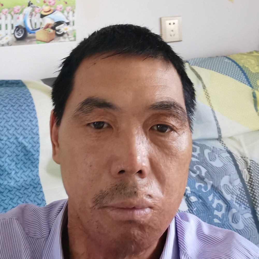 感性愿醉梦的照片