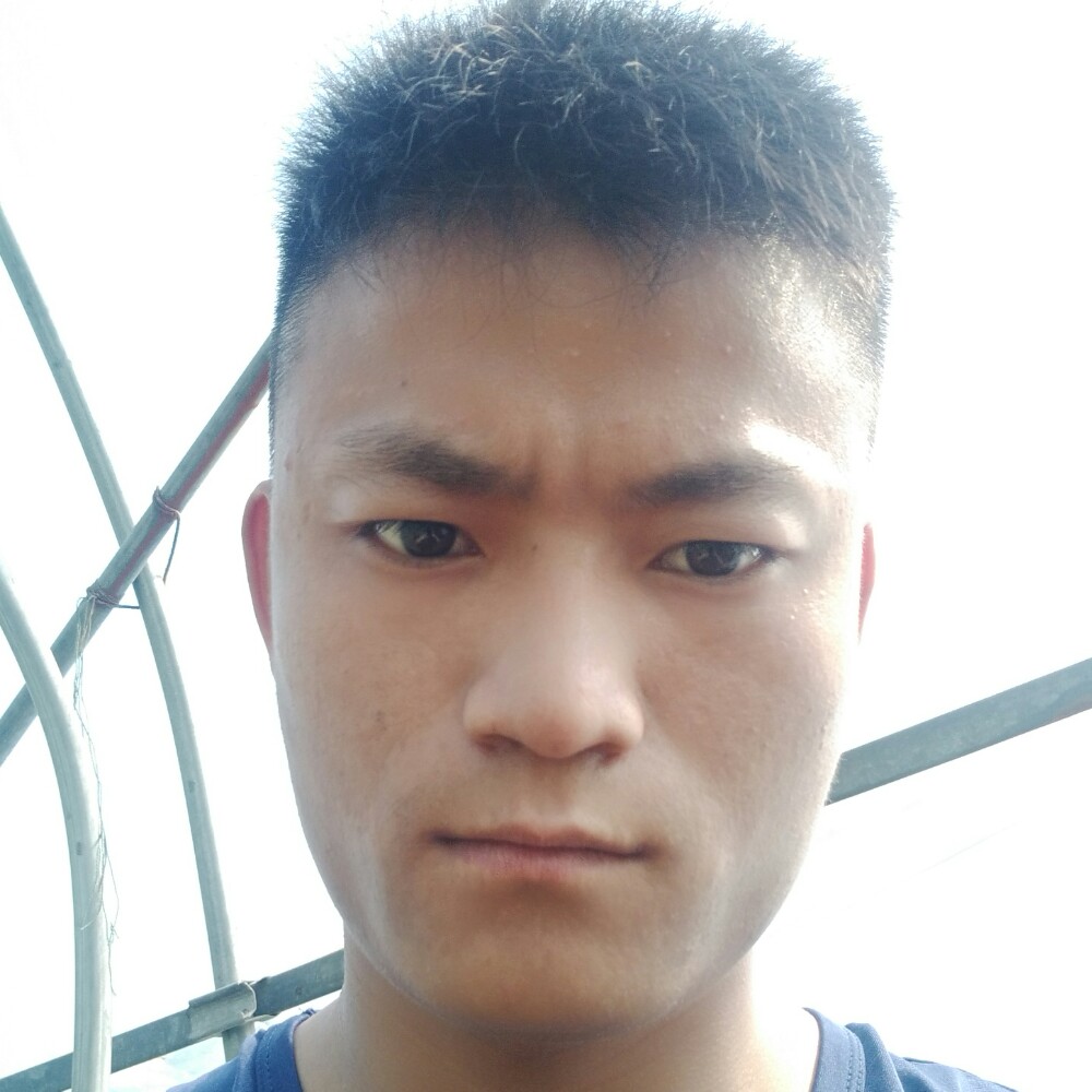 邵让的照片