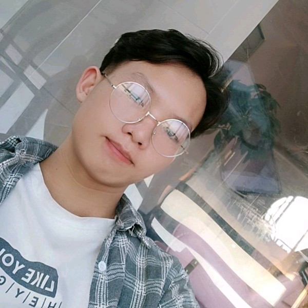 满意闻尘宵的照片