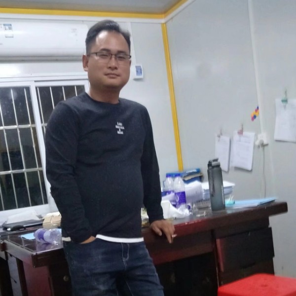 习惯看别人幸福的照片