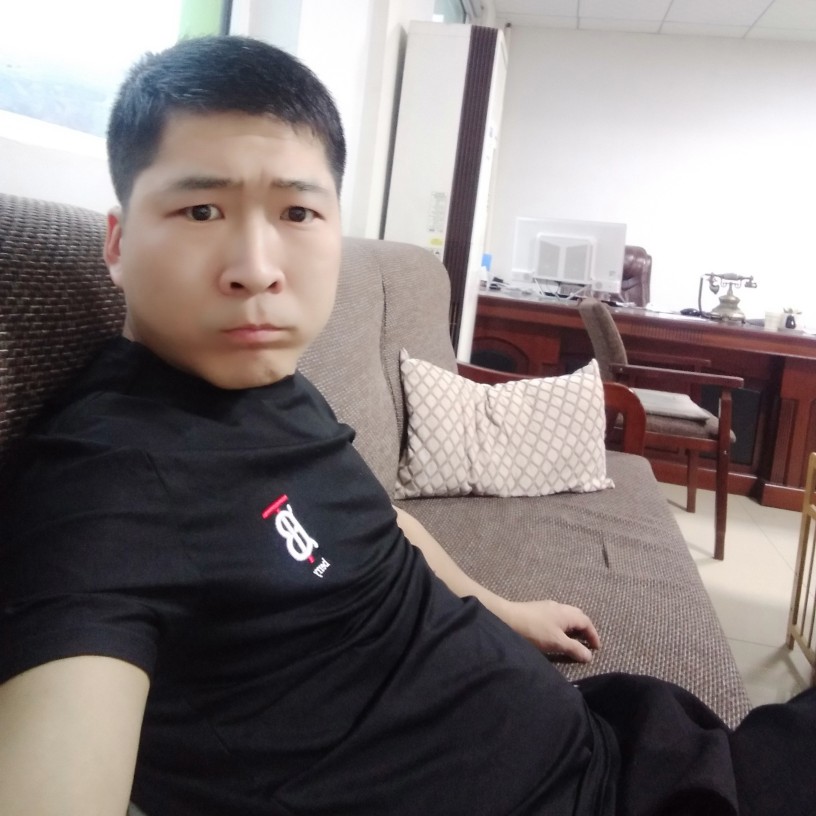 落后那乐曲的照片