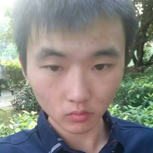 陌丶路的照片