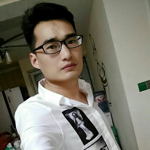 月光演变冷傲的照片