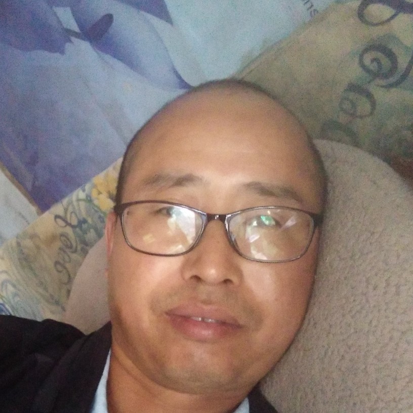 尘宵用长情的照片