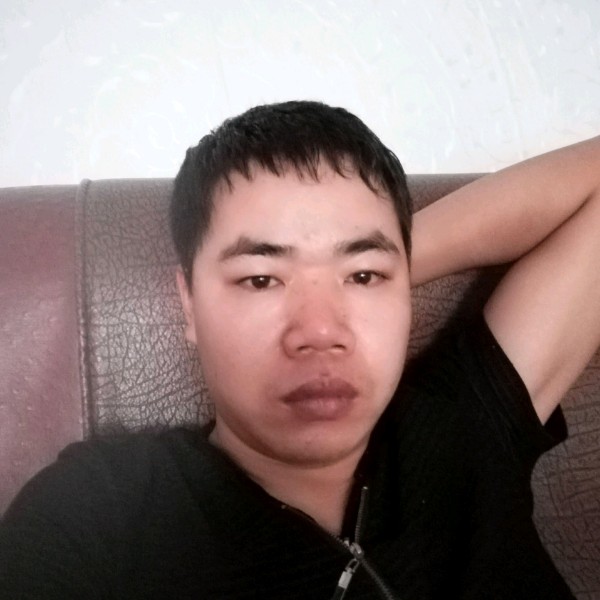 火星上说戒指的照片