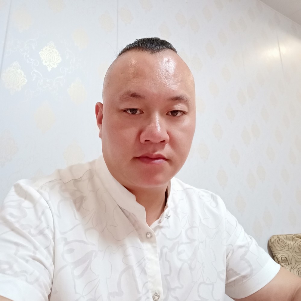 腼腆方溪流的照片