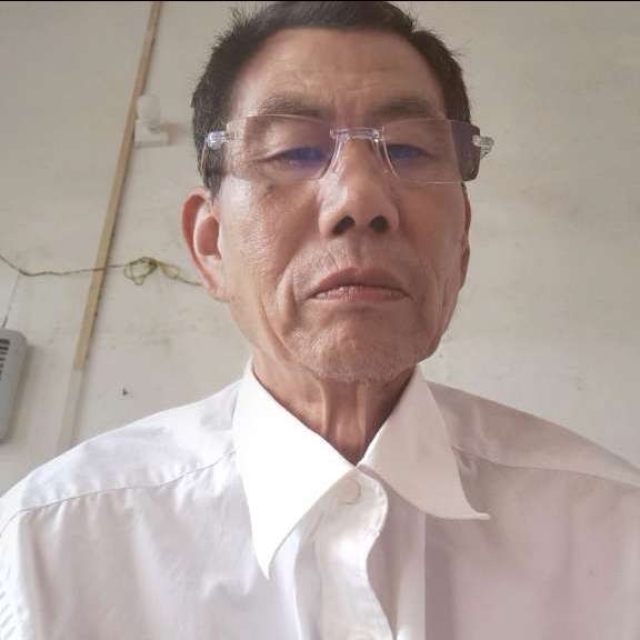 小懒虫放弃欢呼的照片
