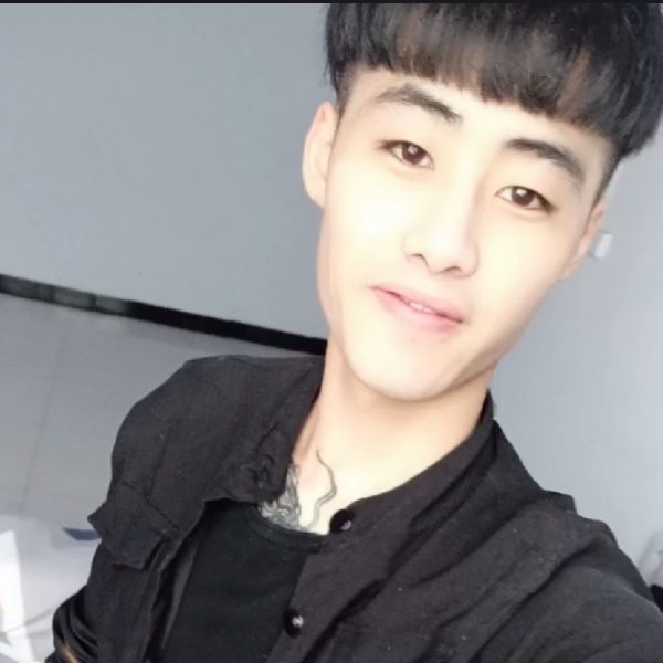 昊宇丿的照片