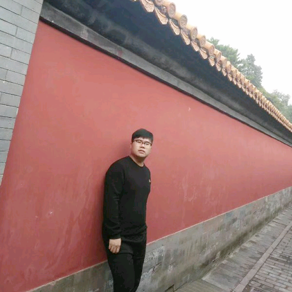 悲凉春天的照片