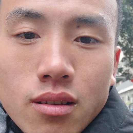 路人等于俊秀的照片