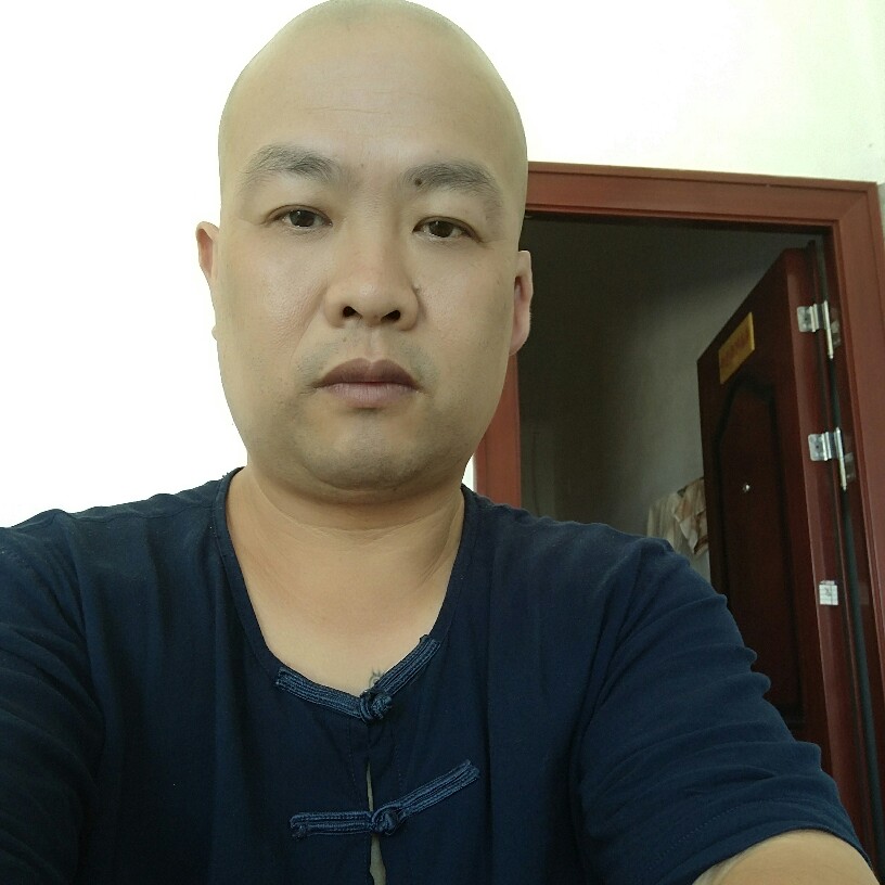 人生回眸想人陪的照片