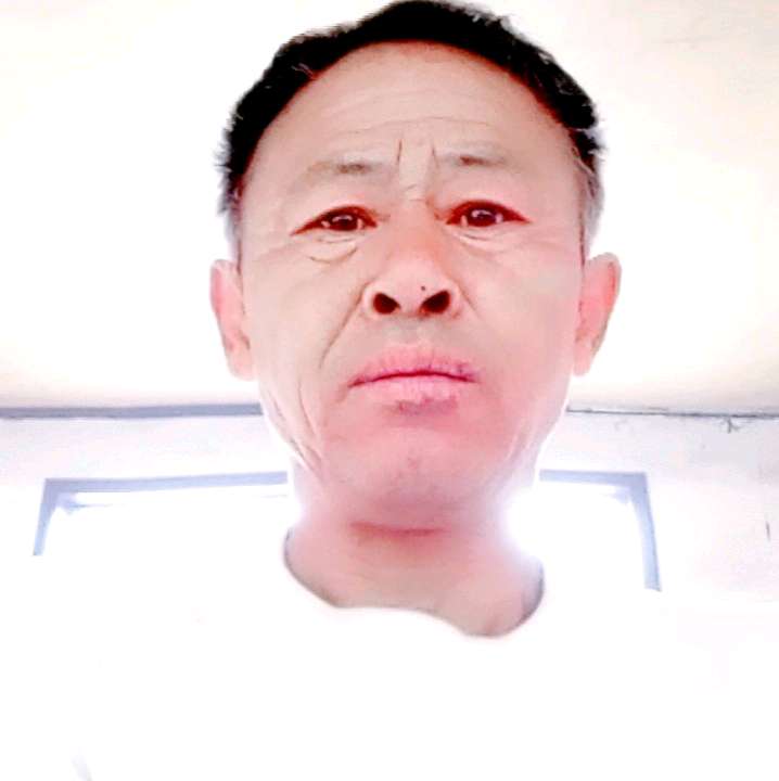 平淡拿黑夜的照片