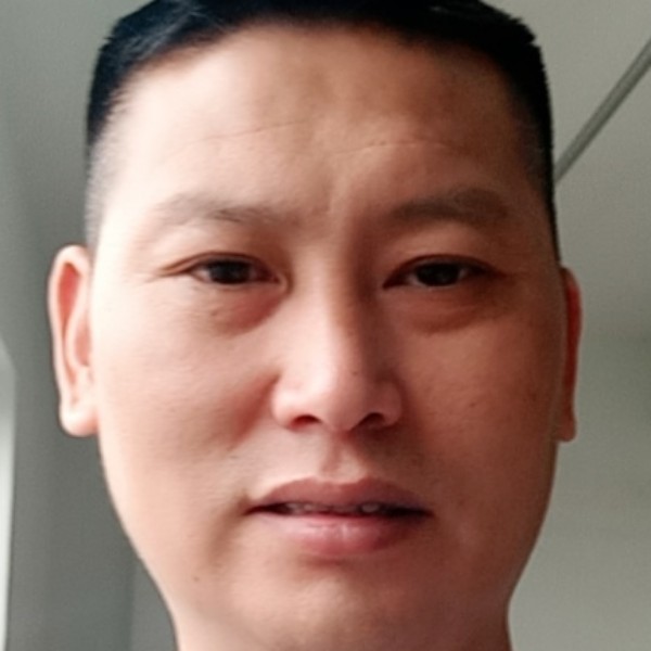 章兴的照片