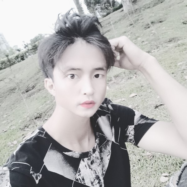 建向痴情的照片