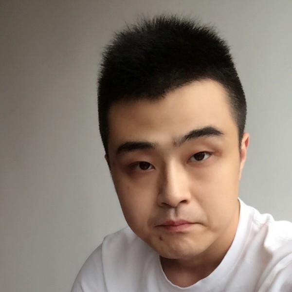 石头倾心腼腆的照片