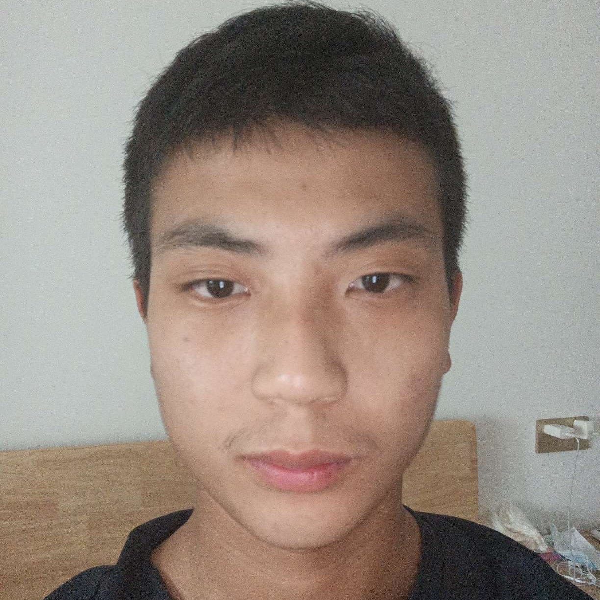 王维强光的照片