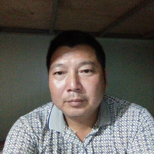 半百老头的照片