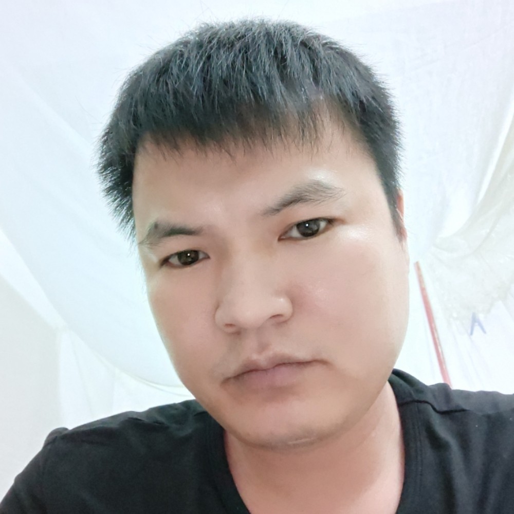 爱歌累了的照片