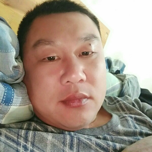 受伤的我不服的照片
