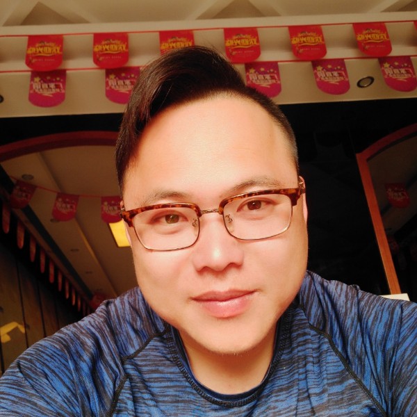 巨蟹之男的照片