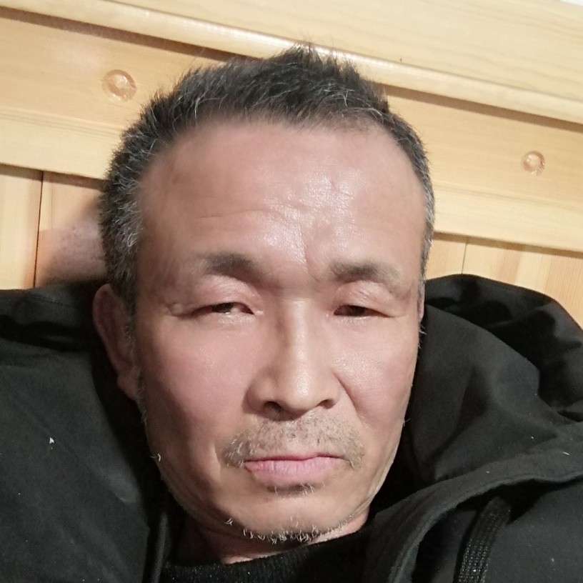 大气浅吻砖头的照片