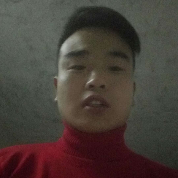 孤独笑绝影的照片