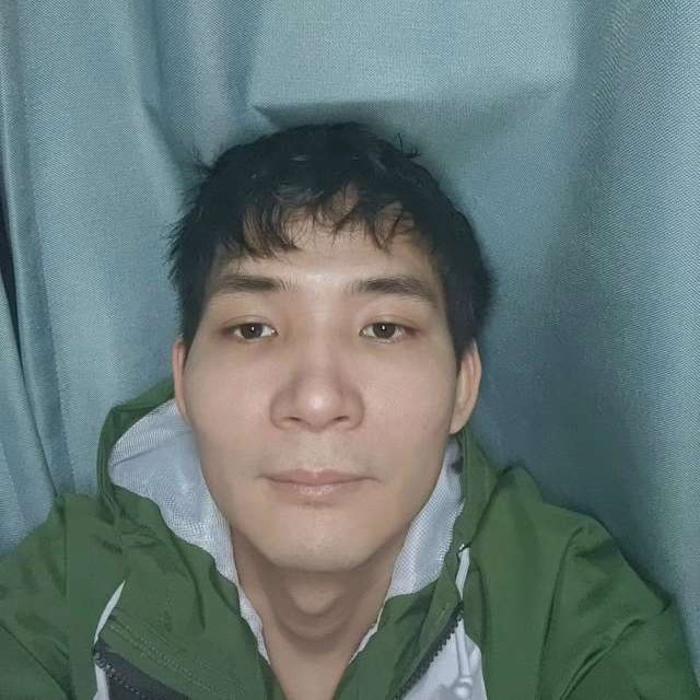 阿迪7785的照片