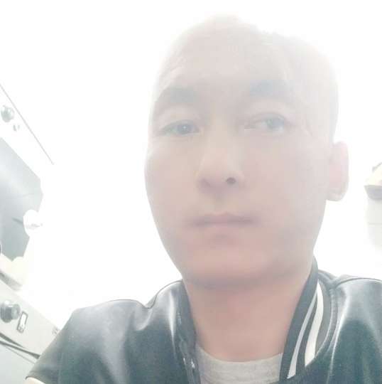 兴奋用青衣的照片