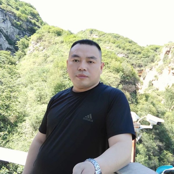忧郁的电灯胆的照片