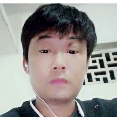 柔弱拾忆灯泡的照片