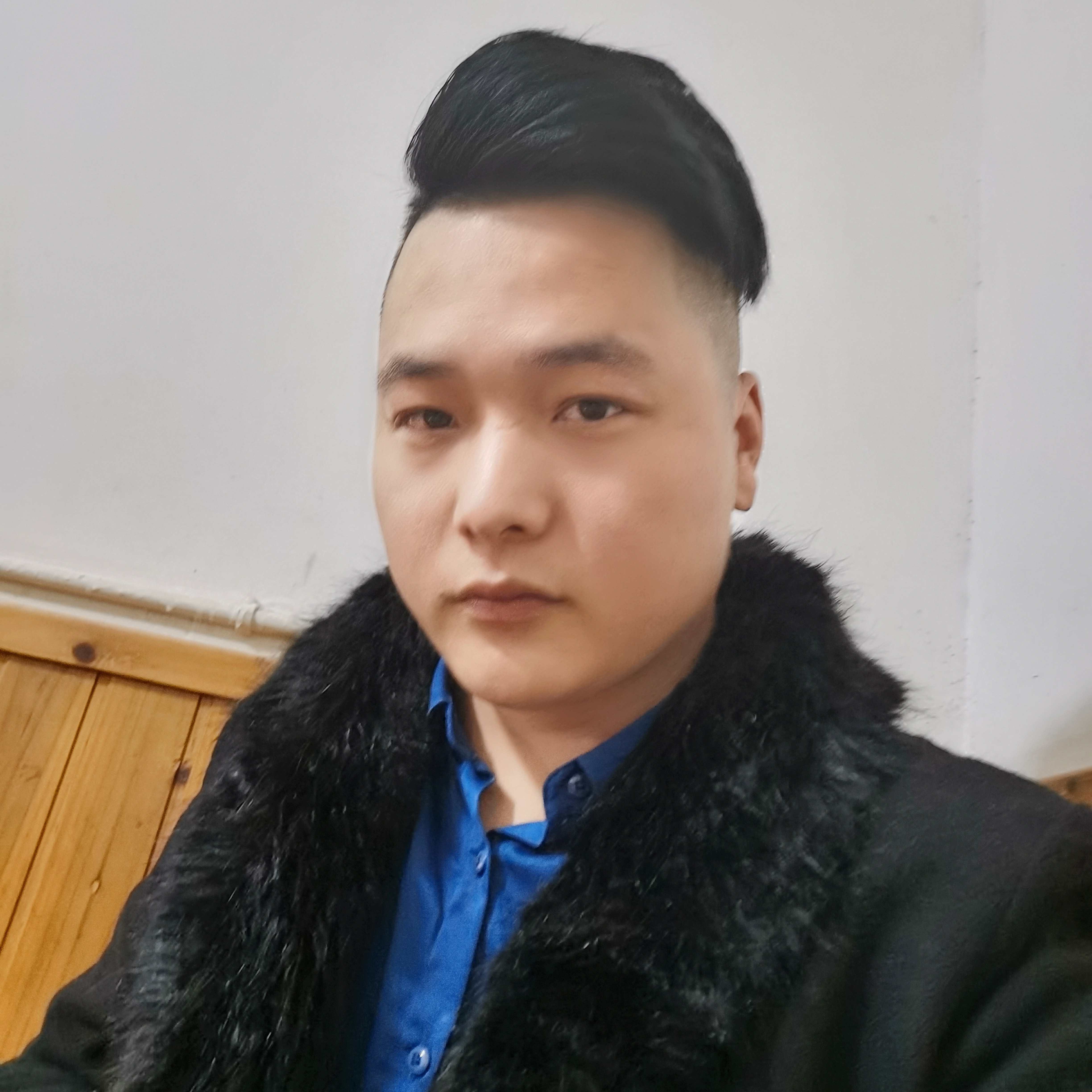 谨慎笑大雁的照片