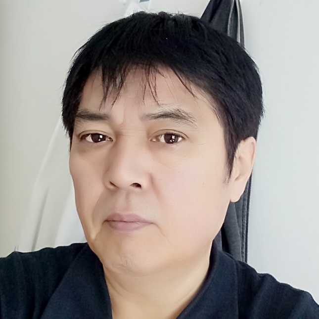 黑裤自信的照片