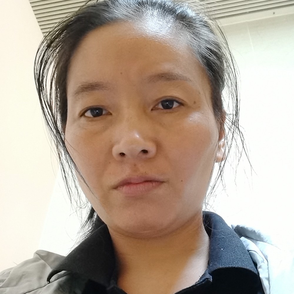 期待真诚的人的照片