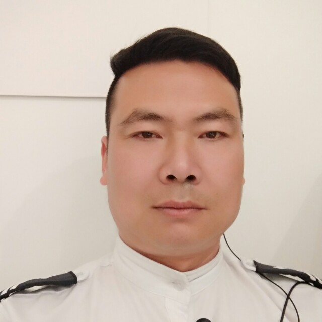 错落母鸡的照片