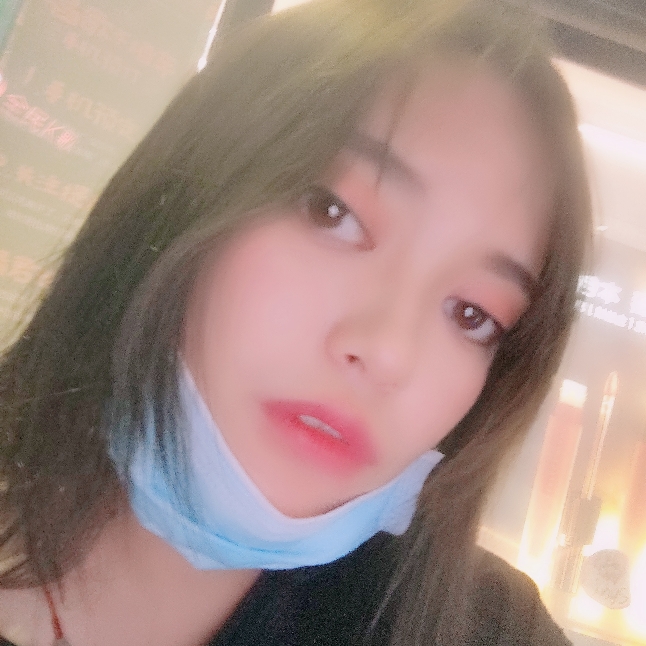 苏梓笑的照片