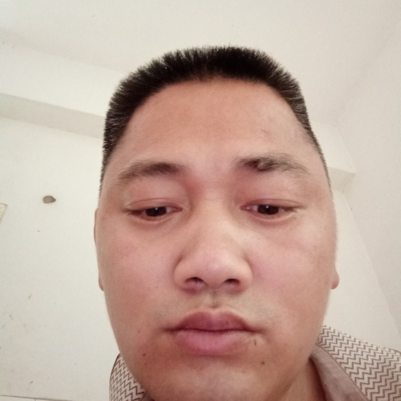 李长明的照片