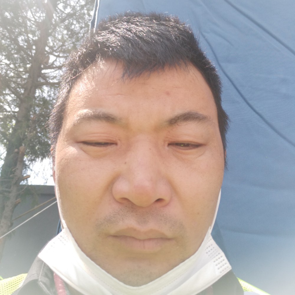连士明的照片