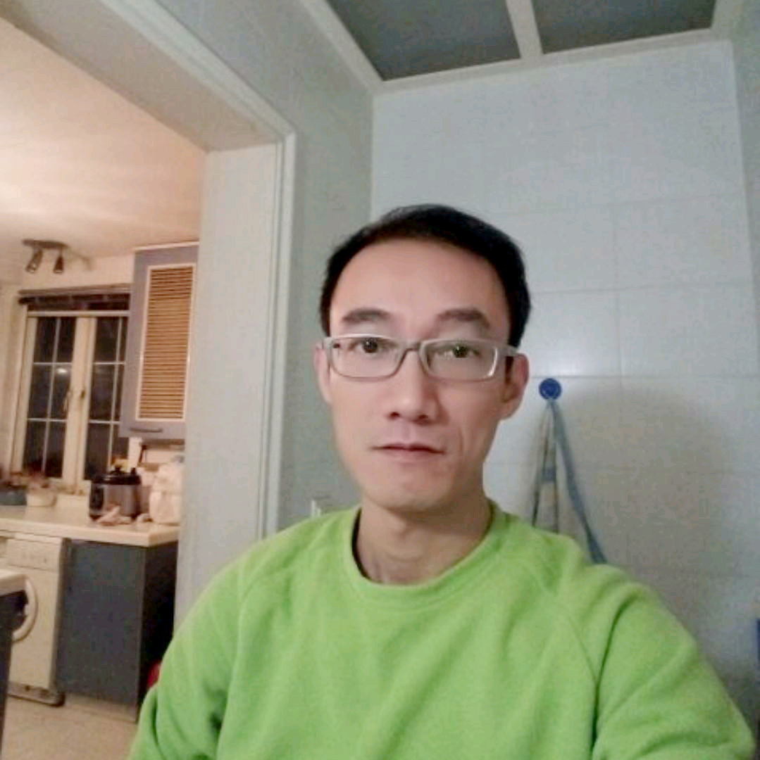 韶华明的照片