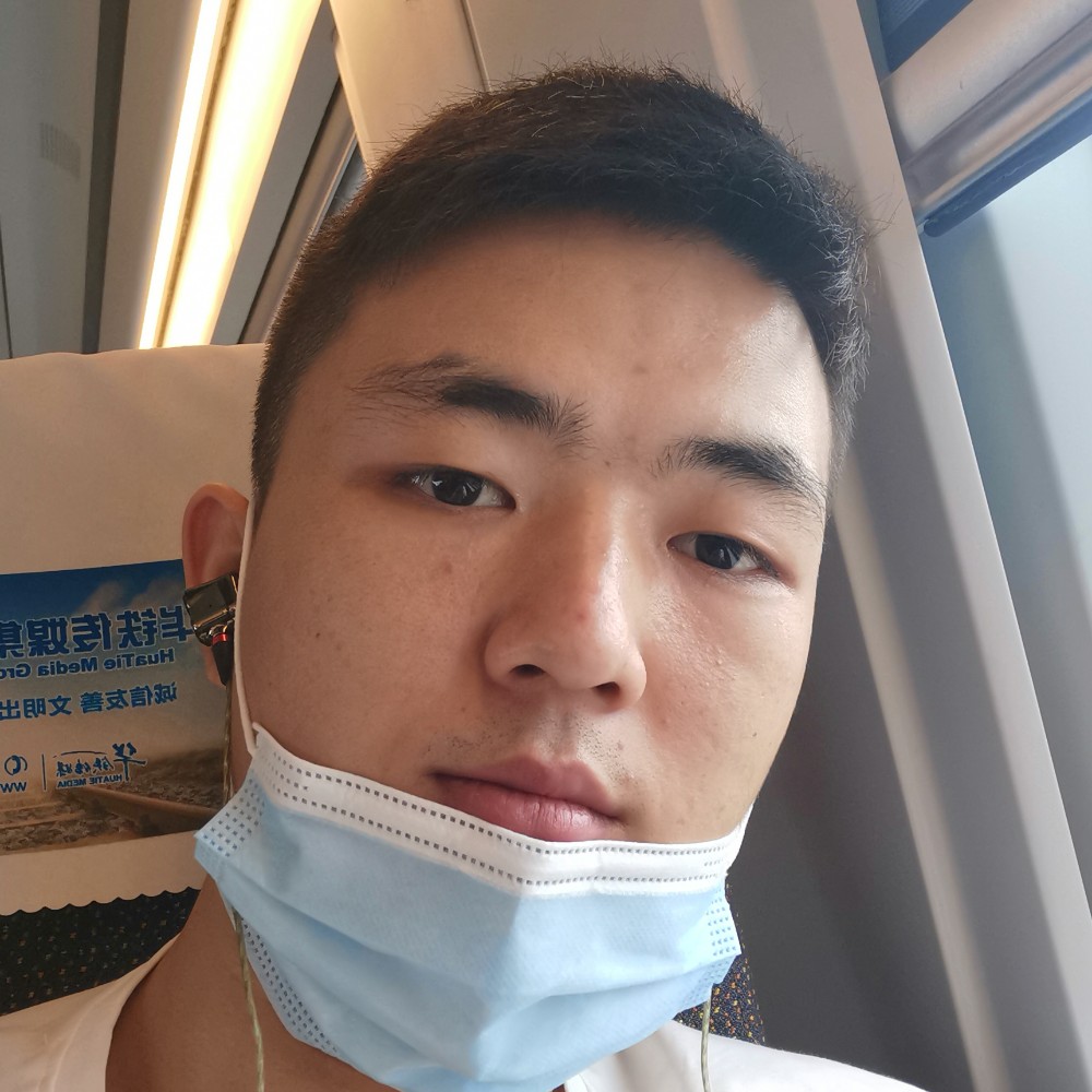 余音与平常的照片